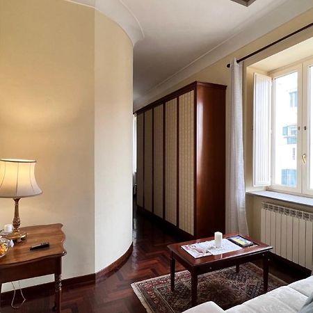 Calabritto Suite Неаполь Екстер'єр фото